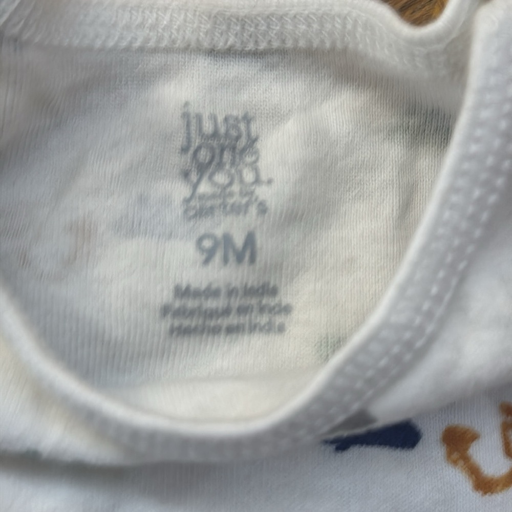 Carter’s onesies - Picture 3 of 9